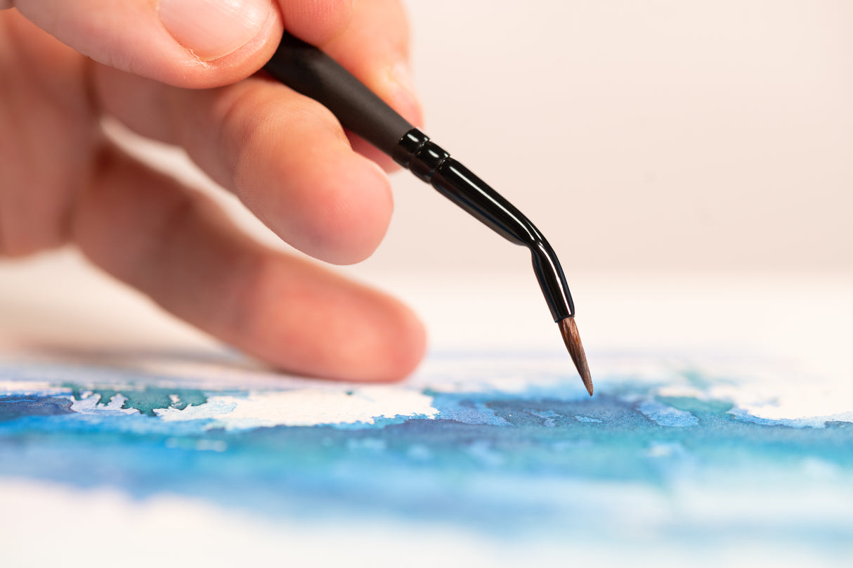 Raphael Stradivarius Synthetic Kolinsky Brushes - 8342 Curved Round