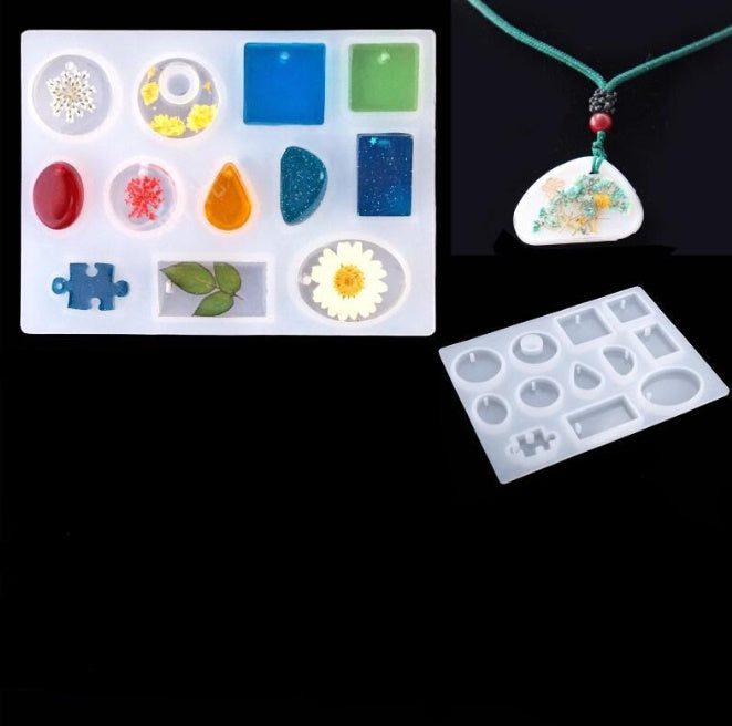 MAD Necklace Pendant 12Pcs Molds #028