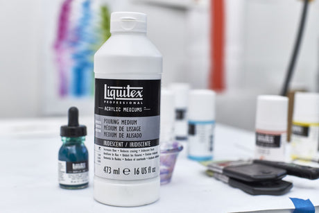 Liquitex Iridescent Pouring Medium 473ml