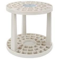 Circular brush stand