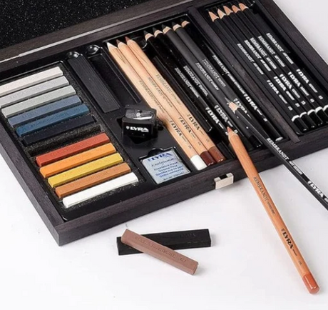 LYRA Rembrandt Drawing Set 31 pieces in Wooden Box