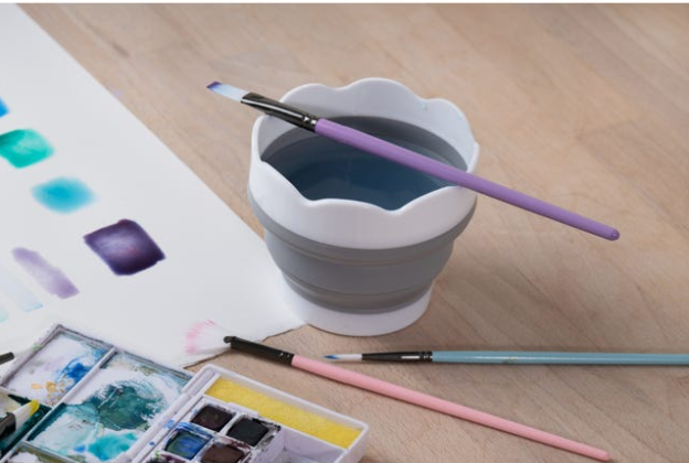 Collapsible Brush and Water Pot Small